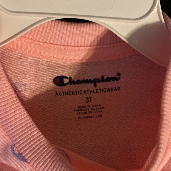 Champion Girls Cropped Crewneck Sweatshirts ~ All Over Print ~ Pink Candy ~ NWT - Picture 7 of 8